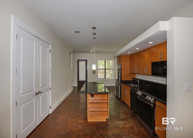 Building Photo - 109 Cody Ln