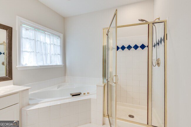 Building Photo - 6515 Fairgreen Dr