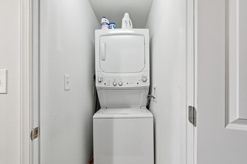 Building Photo - 1012 McDonogh St