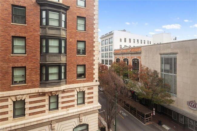 Building Photo - 241 Granby St