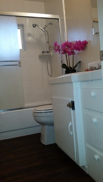 bathroom, similar to this one - 9662 Eisenbeisz Street Unit A