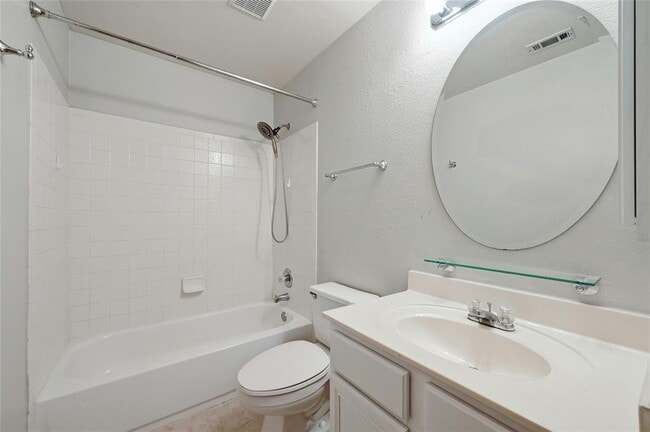 Building Photo - 8139 Evadean Cir