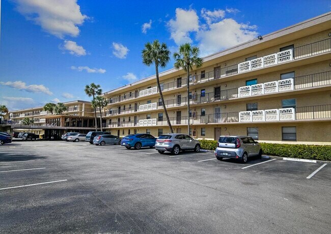 Building Photo - 9355 SW 8th St