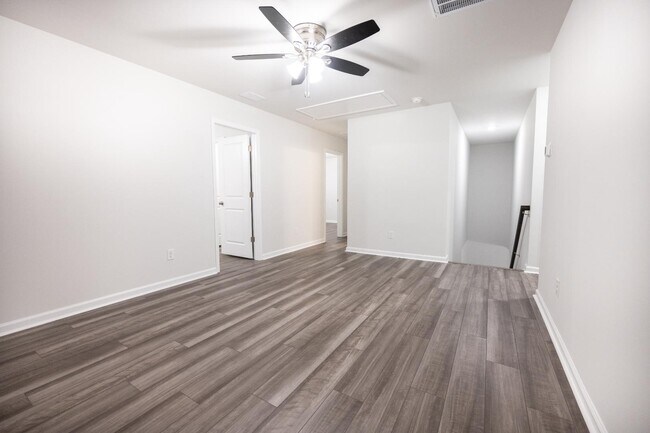 Building Photo - 318 O'Leary Cir