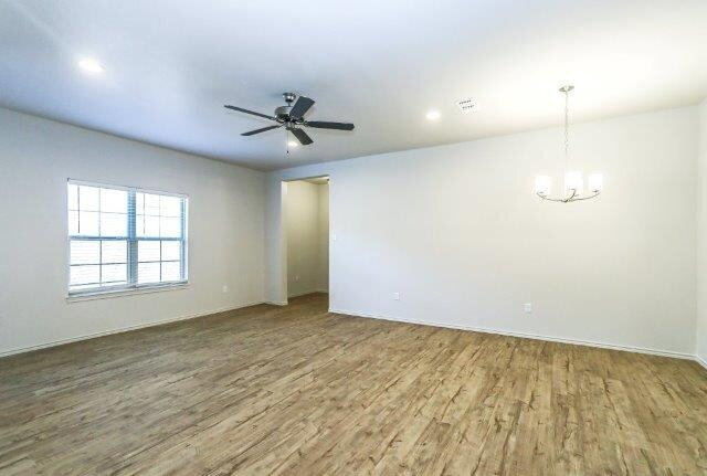 Building Photo - 6, 9 or 12 month Lease! Cooper Schools/ So...