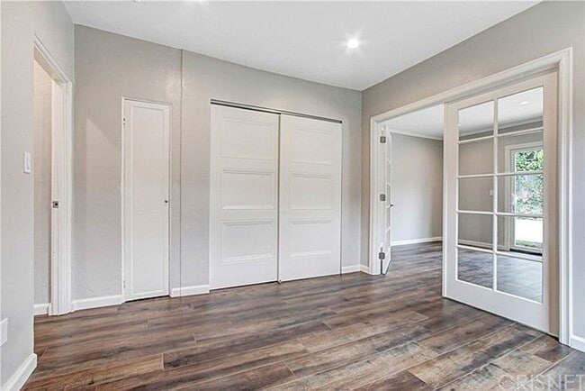 Building Photo - Gorgeous House in Norma Triangle