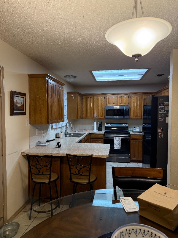 Building Photo - 6305 Courtside Dr