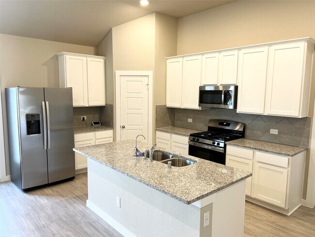 Building Photo - 22073 Juniper Crossing Dr