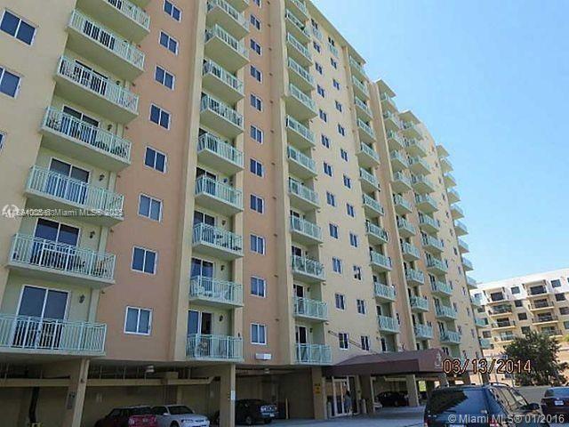Primary Photo - 3500 Coral Wy