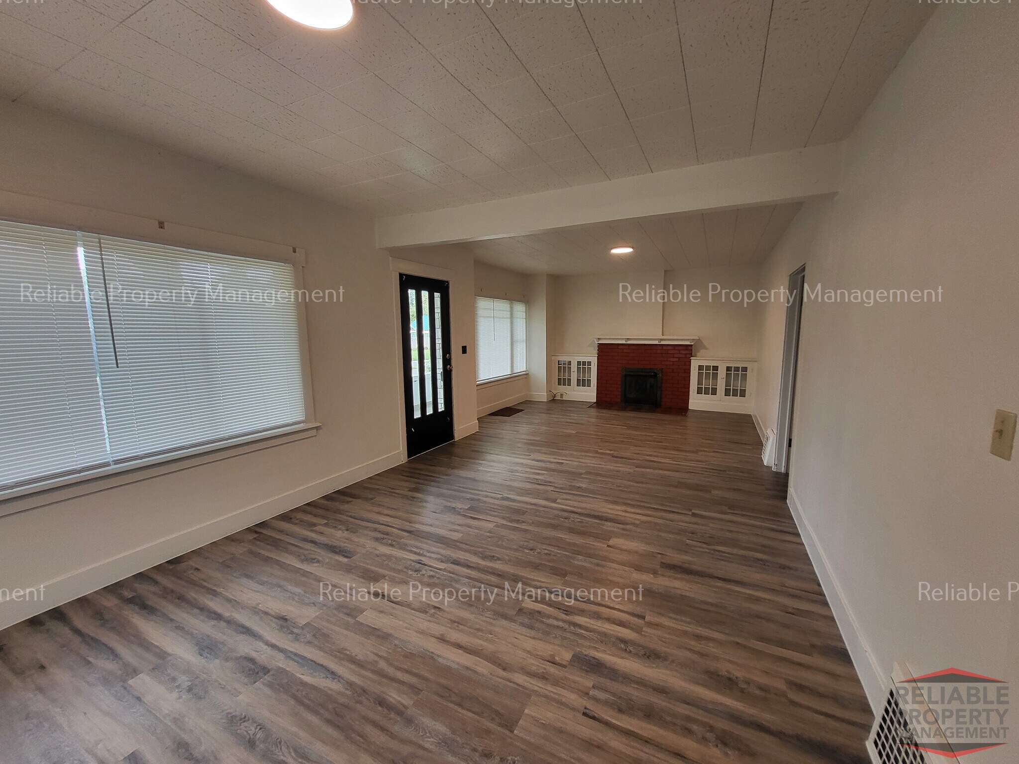 Building Photo - 283 4th St