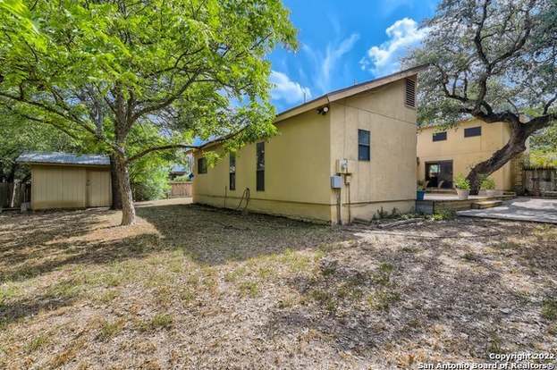 Building Photo - 8823 Wellesley Manor Dr