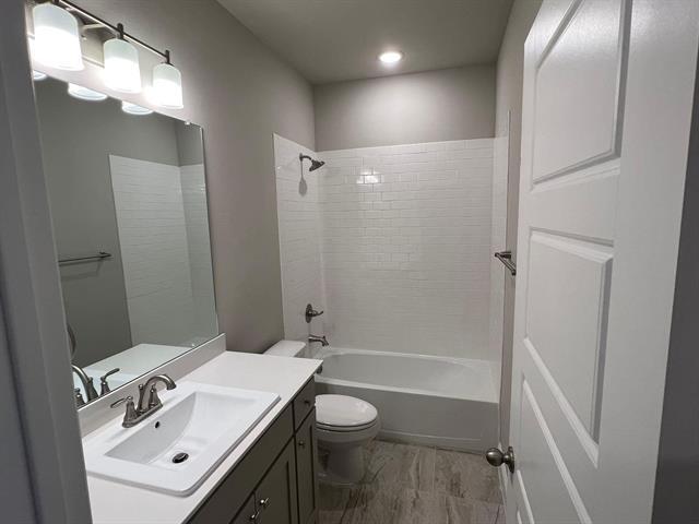 Building Photo - 4720 Corriente Vista Ln