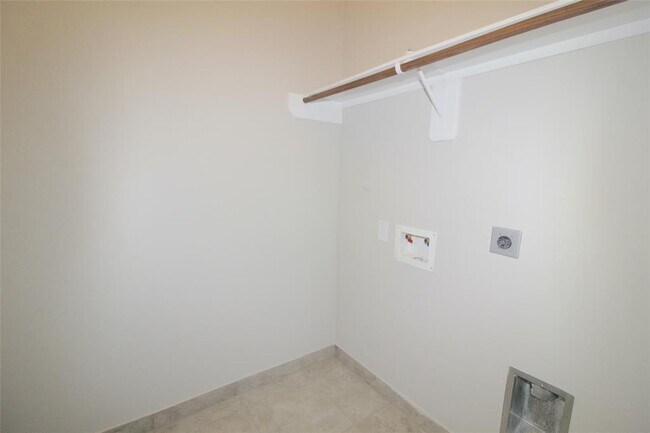 Building Photo - 17146 Iver Ironwood Trl