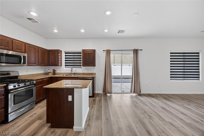 Building Photo - 7842 Juniper Forest St