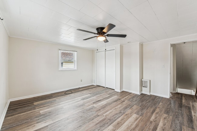 Building Photo - 761 W Otterman St