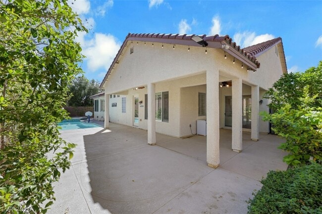 Building Photo - 9934 Wonderful Day Dr