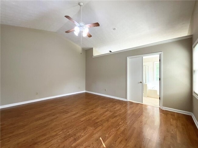 Building Photo - 3070 Bugle Dr