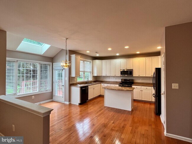 Building Photo - 210 Kimberton Dr