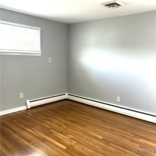 Building Photo - 1404 Stoneycreek Dr