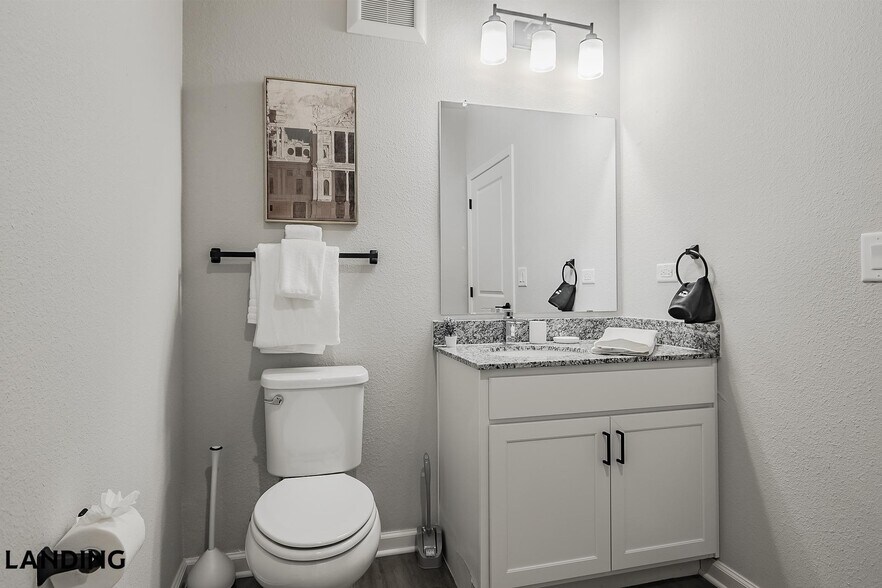 Building Photo - 1650 Harris Hill Rd