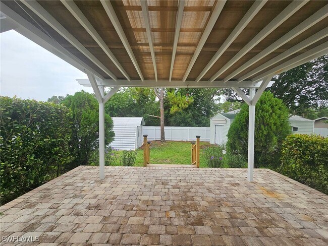 Building Photo - 5307 3rd St W