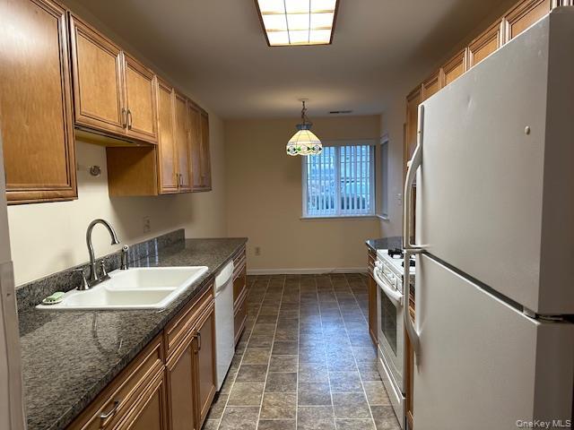 Building Photo - 5 Magnolia Ln