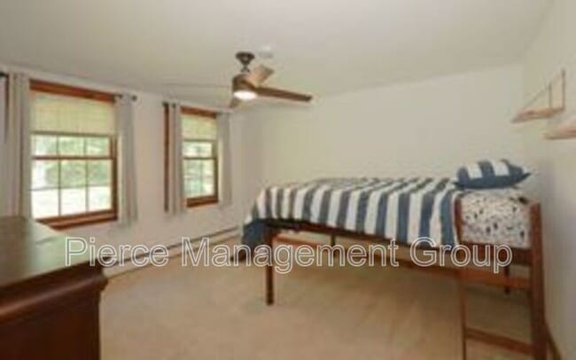 Building Photo - 32 Morse Cir