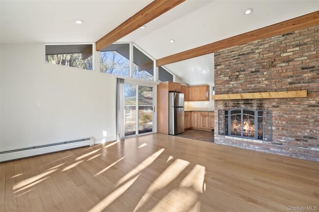 Building Photo - 12 Flintlock Ridge Rd