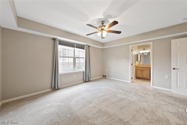 Building Photo - 11531 Riverview Ct