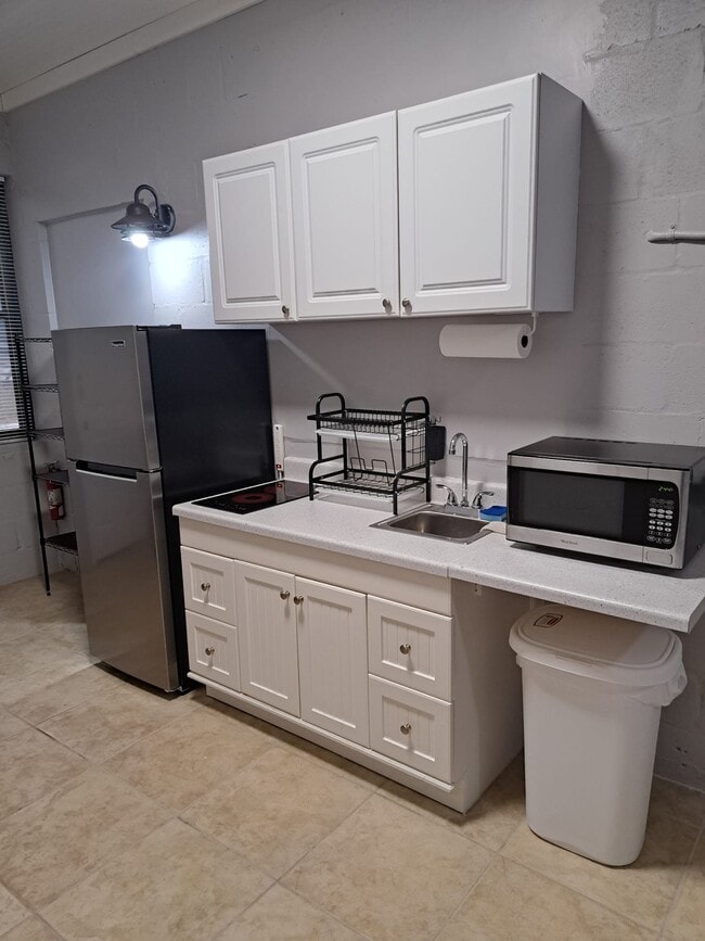 Building Photo - Coyer Rd #B