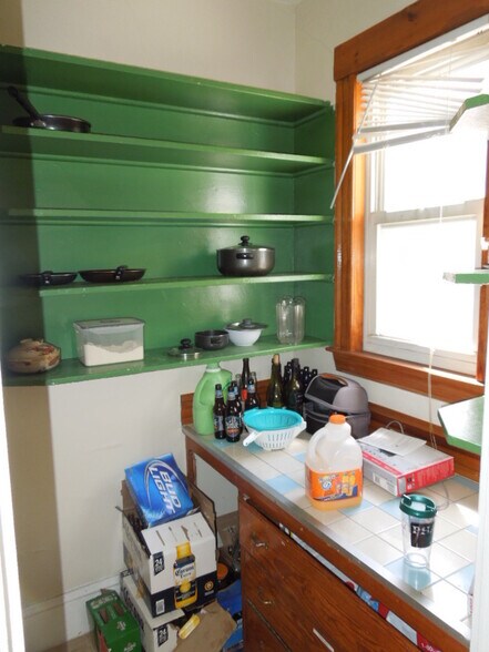 Building Photo - 132 Glenville Ave