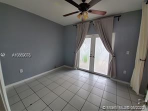 Building Photo - 3 br, 2.5 bath  - Villas Del Alhambra