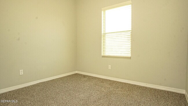 Building Photo - 12264 Desert Sea Ct