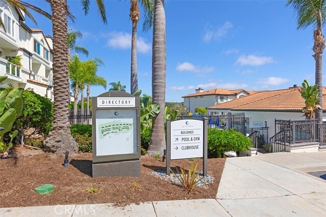 Building Photo - 30902 Club House Dr