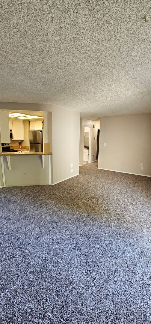 Building Photo - 715 Mikkelsen Dr