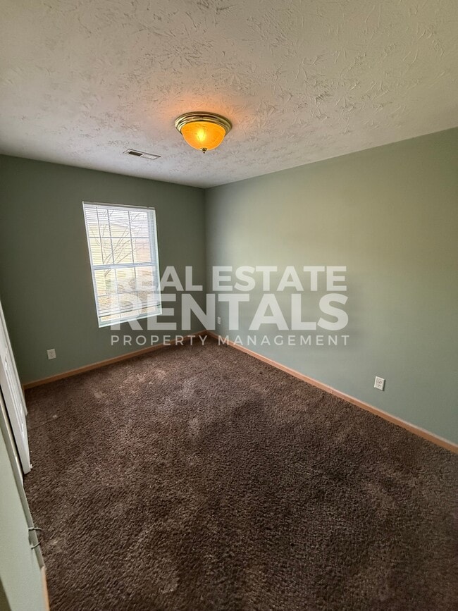 Building Photo - 1304 Pierce Ave