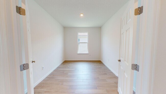 Building Photo - Resort-Style Living in Del Webb at Nocatee!