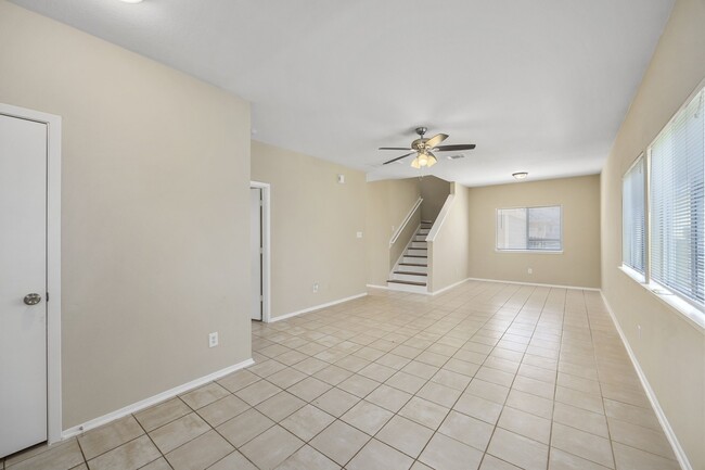 Building Photo - 6158 Settlers Lake Cir E