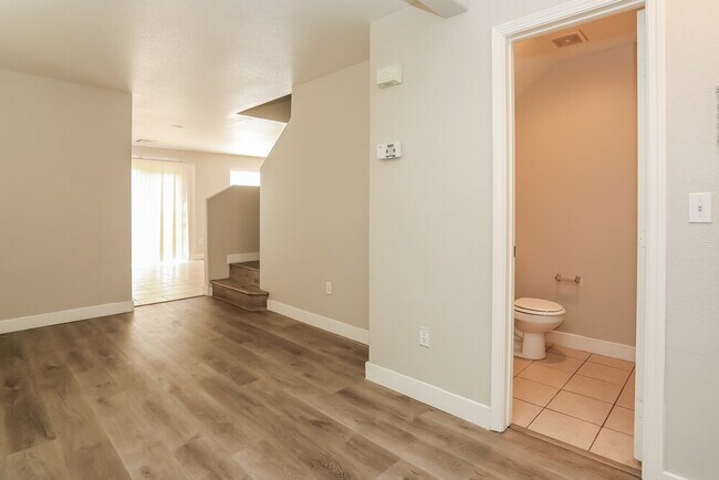 Building Photo - 9481 Havasu Canyon Ave