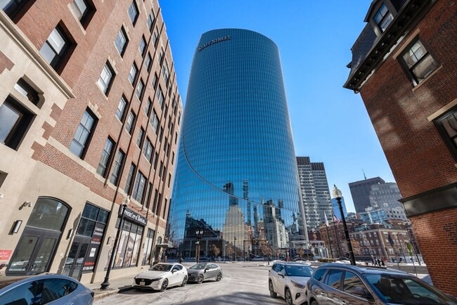 Building Photo - 121 Portland St