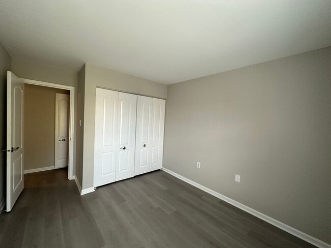 Building Photo - Charming 3 Bedroom/2.5 Bathroom Townhome with Attached Garage in Reisterstown, MD!