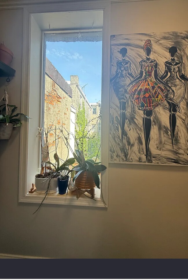 Building Photo - 2007 Kater St