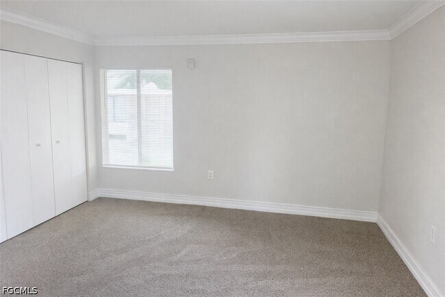 Building Photo - 1830 Maravilla Ave