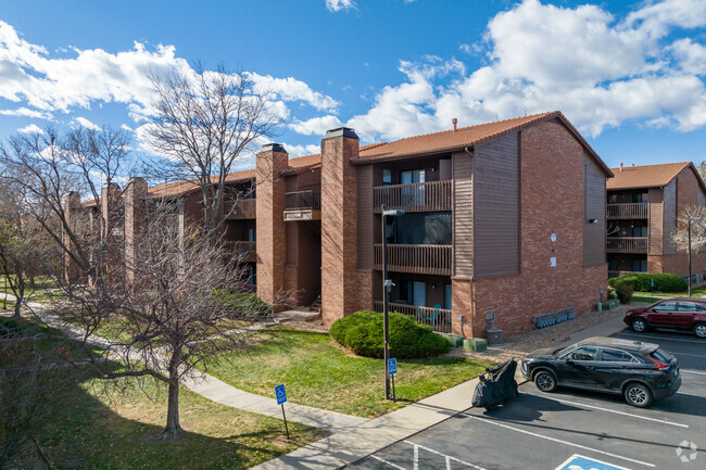 Building Photo - Palmetto Club Apartments