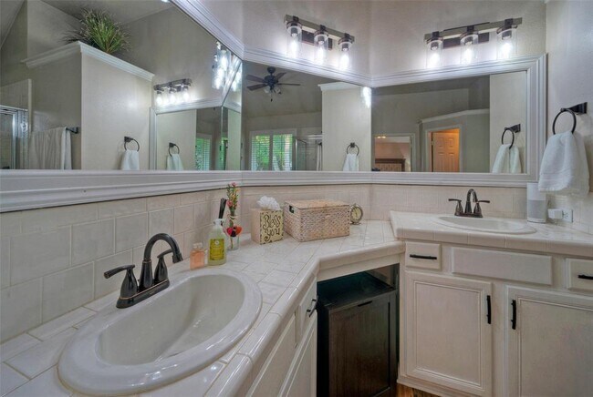 Building Photo - 511 Chaney's Crossing