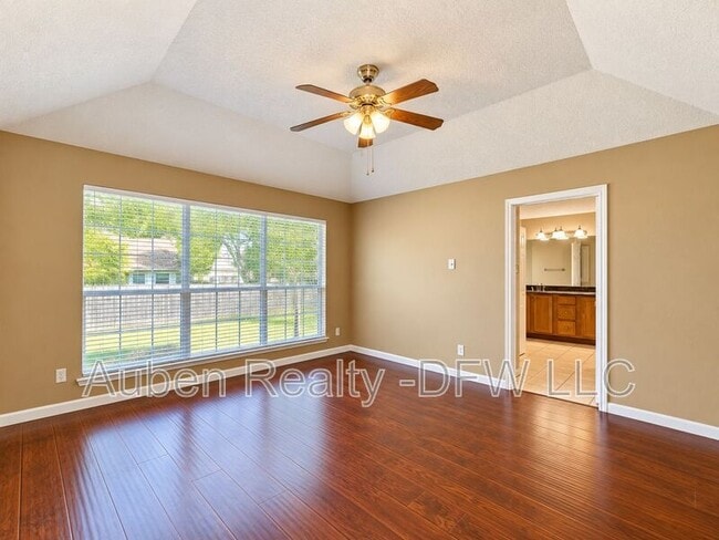 Building Photo - 514 Briarcroft Dr