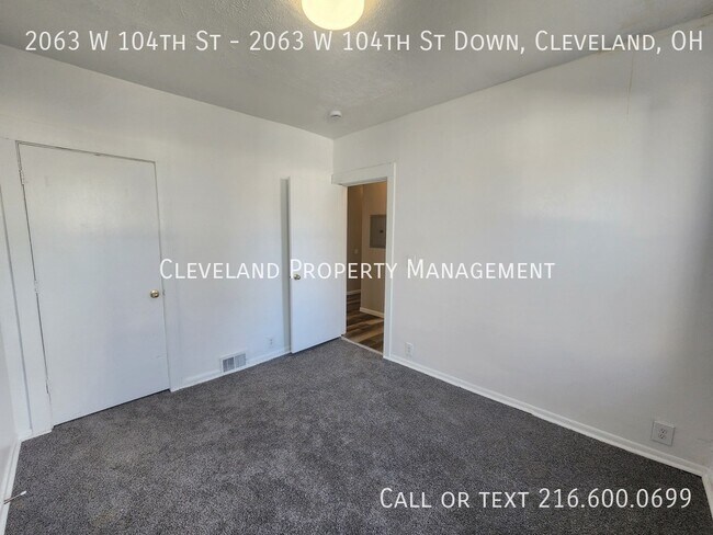 Building Photo - 2063 W 104th St