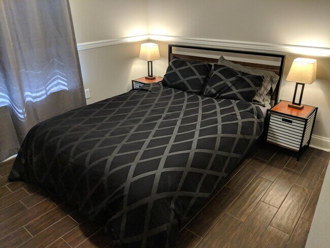 Building Photo - 262 Twin Lakes Ln