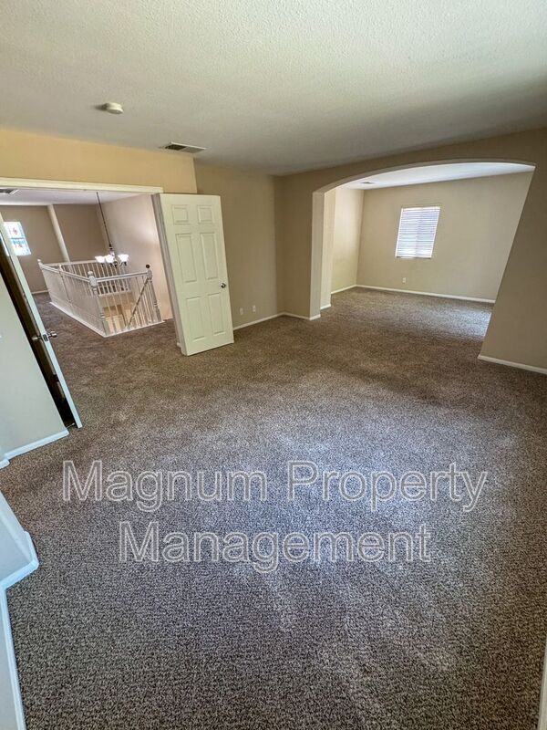 Building Photo - 31486 Pennant Ct