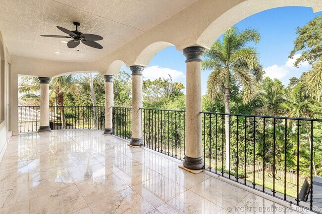 Building Photo - 4255 Gleneagles Dr